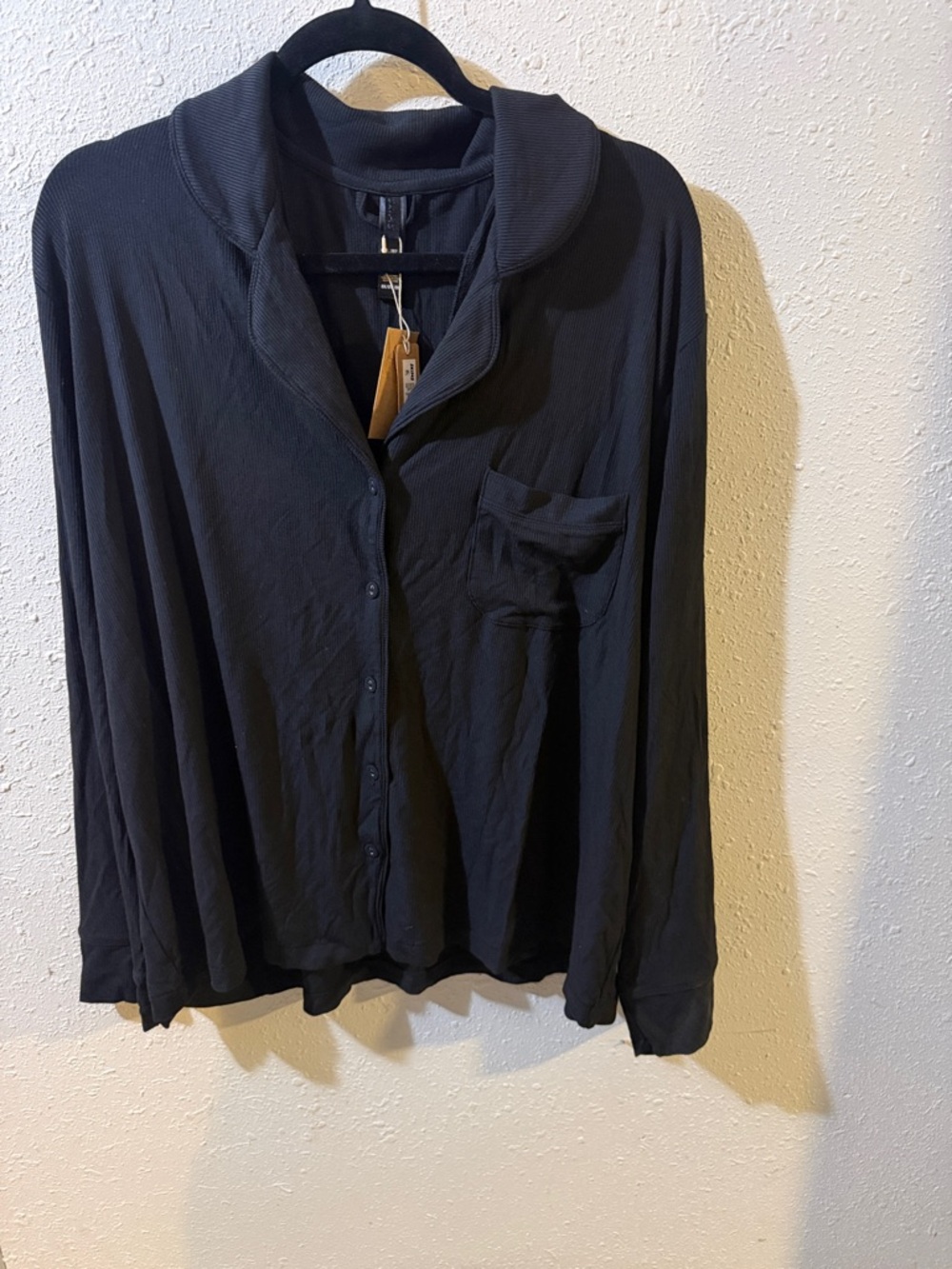 Black Button-Front Lightweight Long-Sleeve Shirt